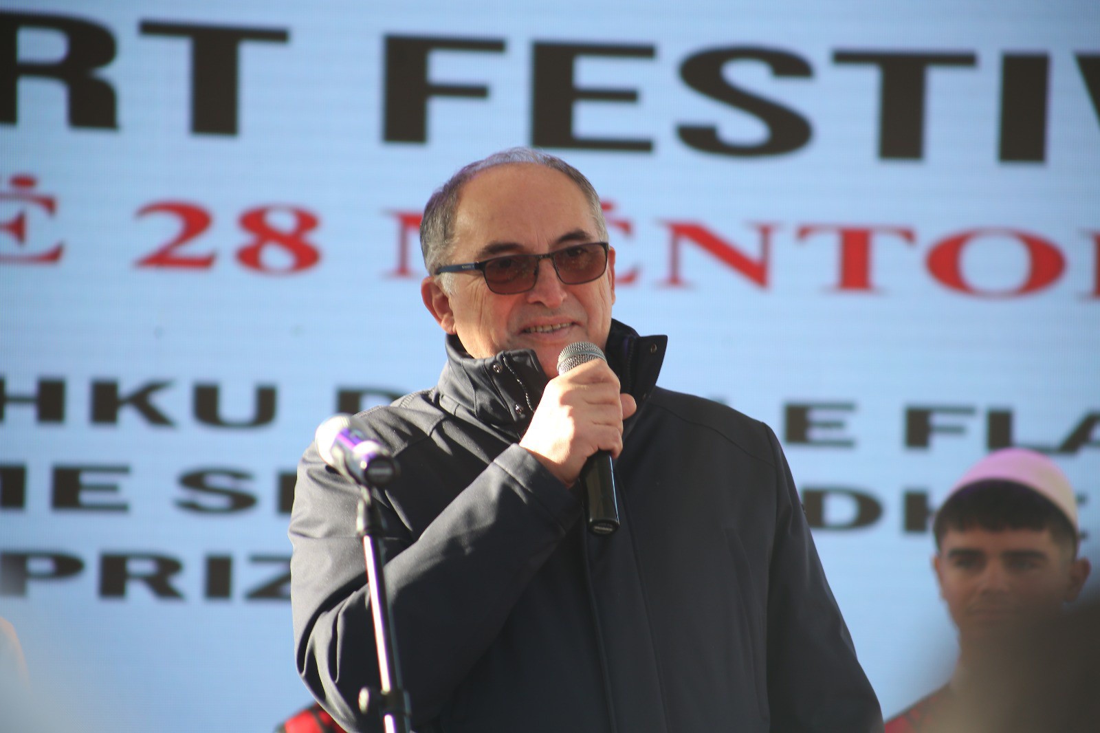 Festa e 28 Nëntorit po vazhdon në Sheshin Shatërvan