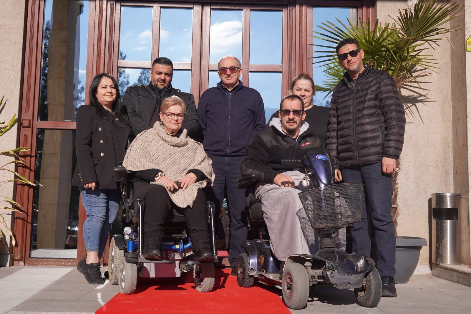 Kryetari Totaj priti në takim përfaqësuesit e Handikos-it, për ta shënuar Ditën Botërore të Personave me Aftësi të Kufizuara