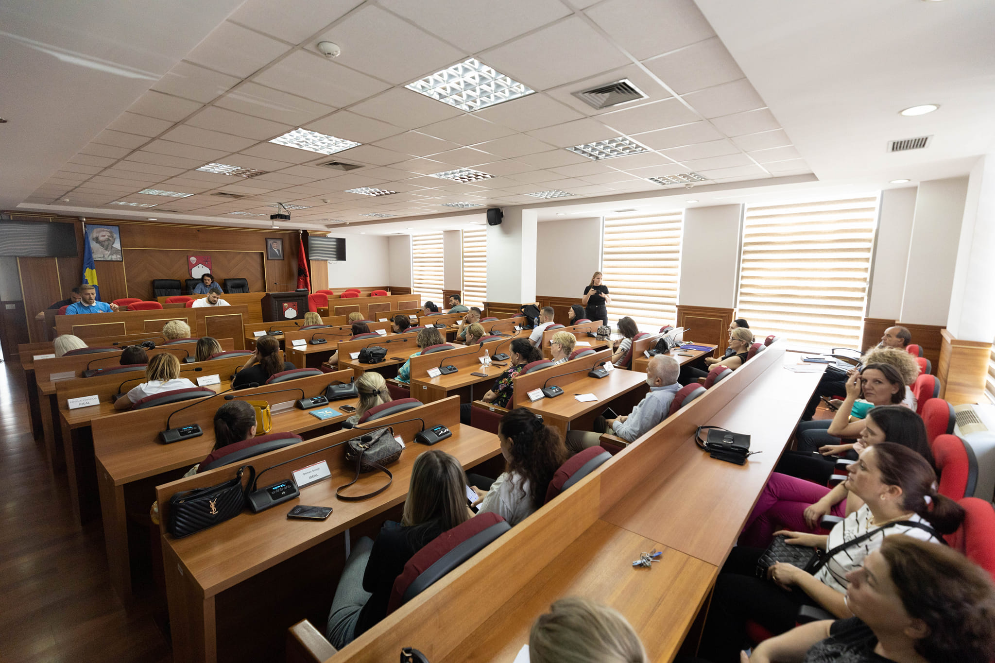 Në sallën e Kuvendit Komunal sot janë mbajtur edhe dy dëgjimet e fundit për Kornizën Afatmesme Buxhetore 2025-2027.