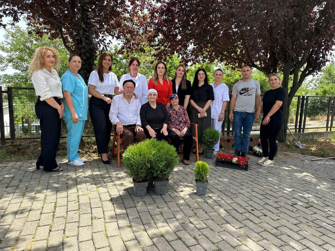 Në kuadër të marrëveshjes së bashkëpunimit me UNDP dhe Komunës së Skenderajt, nëpërmjet projektit Reload2, Shtëpia për Persona të Moshuar dhe pa Përkujdesje Familjare ka përfituar një donacion