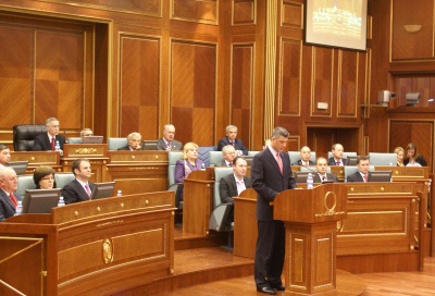 Kryeministri Thaçi: Kushtetuta e Republikës së Kosovës është evoluim i historisë sonë të përbashkët – ajo garanton lirinë tonë