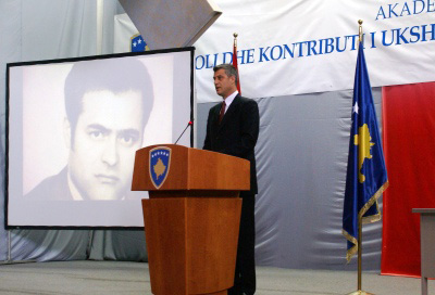Fjala e kryeministrit të Qeverisë së Kosovës, Hashim Thaçi, në Akademinë Politike, për mr. Ukshin Hotin, që u organizua nën patronatin e Kryeministrisë