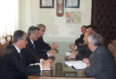 Kryeministri Hashim Thaçi premton dinjitet për mantelbardhët, cilësi të shërbimeve për qytetarët e Kosovës dhe reforma në Shëndetësi