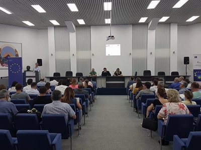 Održane informativne sesije u Kumanovu i Tetovu povodom objavljivanja poziva za projekte u okviru Programa prekogranične saradnje između Kosova i Makedonije 2014 – 2020