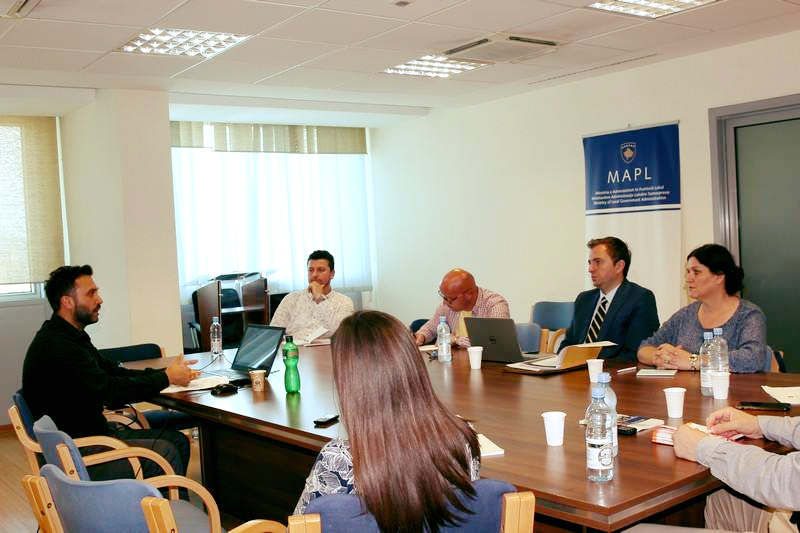 Održan je sastanaka radne grupe za izradu  Administrativnog uputstva o minimalnim standardima javnog konsultovanja u opštinama.