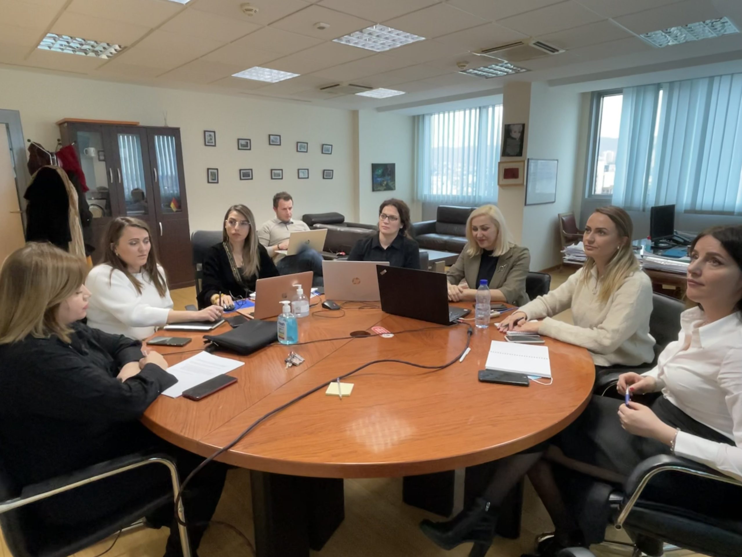 ODRŽAN JE MESEČNI SASTANAK NAPRETKA IZMEĐU MALS-A I SVETSKE BANKE ZA PROJEKAT “OPŠTINE ZA MLADE” NA  KOSOVU