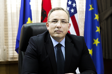 Urimi i ministrit Buja me rastin e 7 Marsit – Ditës së Mësuesit