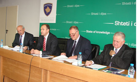 MASHT-i prezantoi studimin e fizibilitetit për financimin e arsimit të lartë