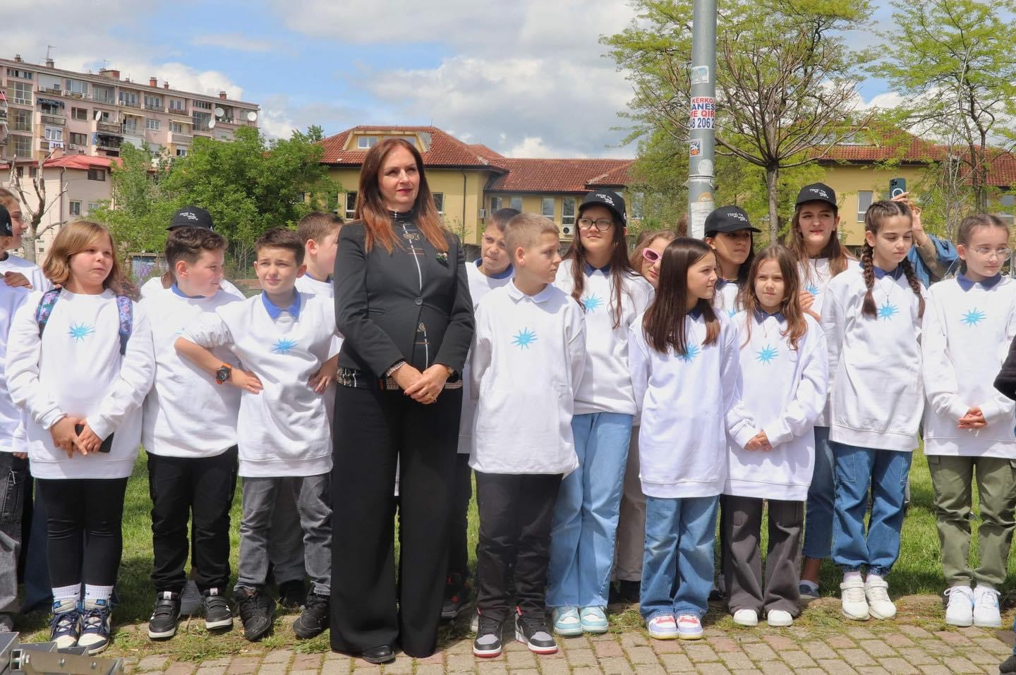 Ministrja Nagavci mori pjesë në shënimin e Ditës së Tokës në Kosovë