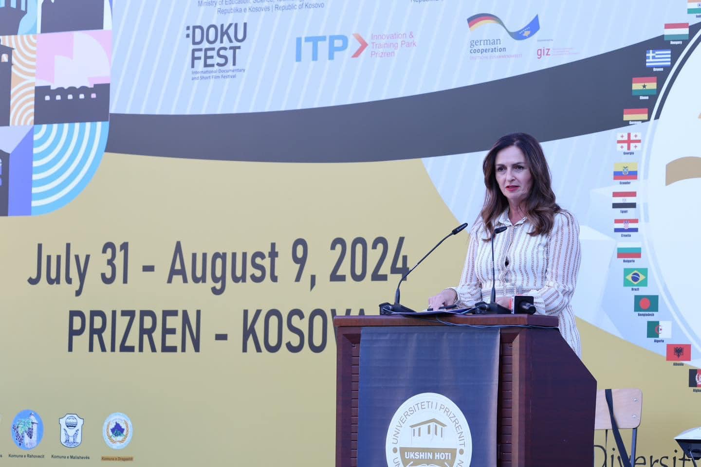U hap Shkolla Verore Ndërkombëtare në Prizren
