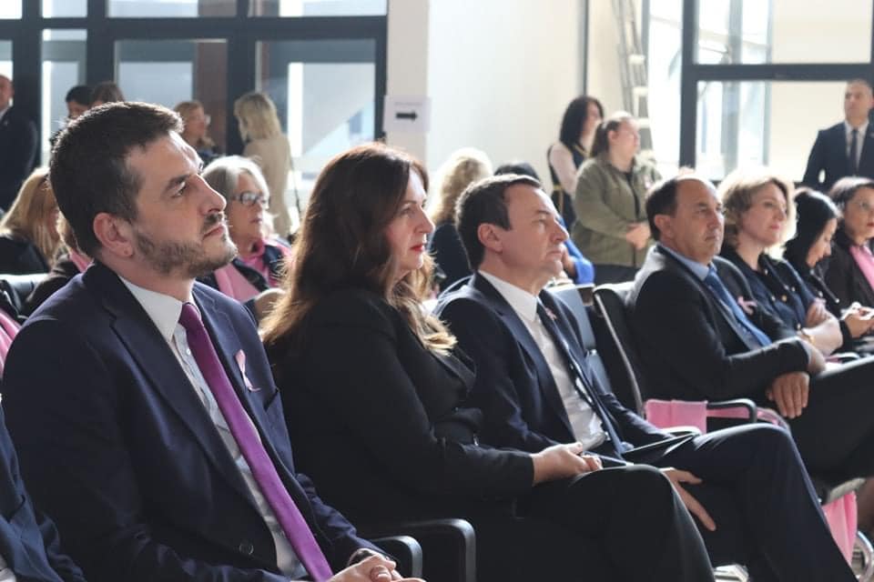 MAShTI organizoi aktivitetin vetëdijësues në kuadër të muajit sensibilizues për kancerin e gjirit