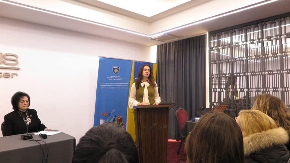 U mbajt ceremonia e diplomimit të gjeneratës së VI-të të asistentëve për fëmijë me nevoja të veçanta arsimoreMinistrja e Arsimit, Shkencës, Teknologjisë dhe Inovacionit, Arbërie Nagavci mori pjesë në ceremoninë e diplomimit të gjeneratës së VI-të të asistentëve për fëmijë me nevoja të veçanta arsimore, grupet nga Gjakova dhe Gjilani me gjithsej 62 kandidatë.