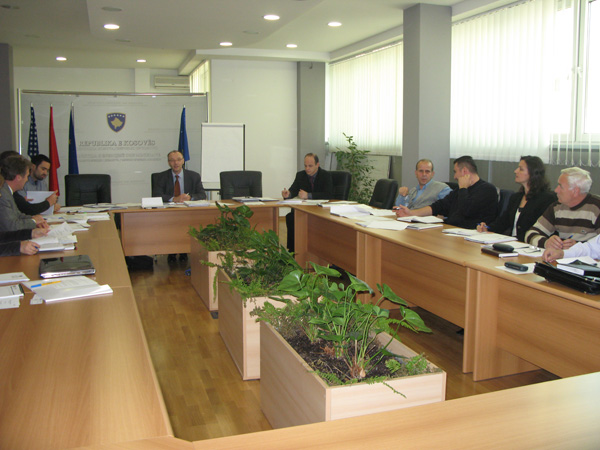 MEM-i mbajti takim për avancimin e legjislacionit të Gasit
