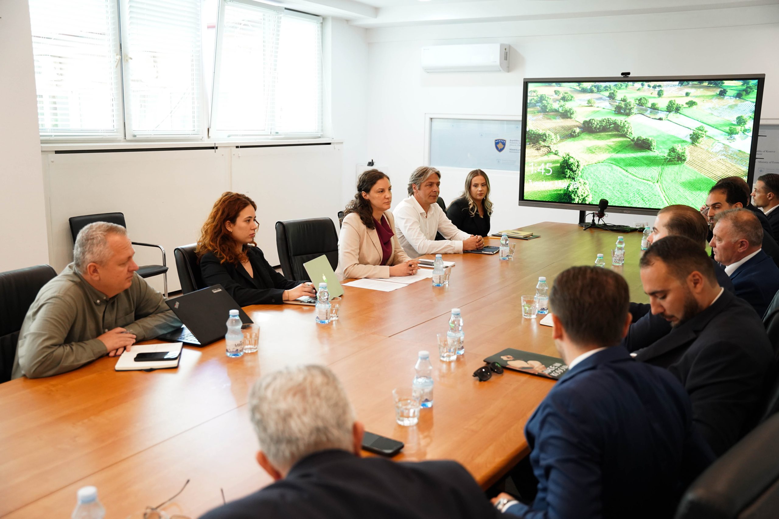 Ministarka Rizvanoli sastala se sa delegacijom Švajcarsko-Kosovske Privredne Komore